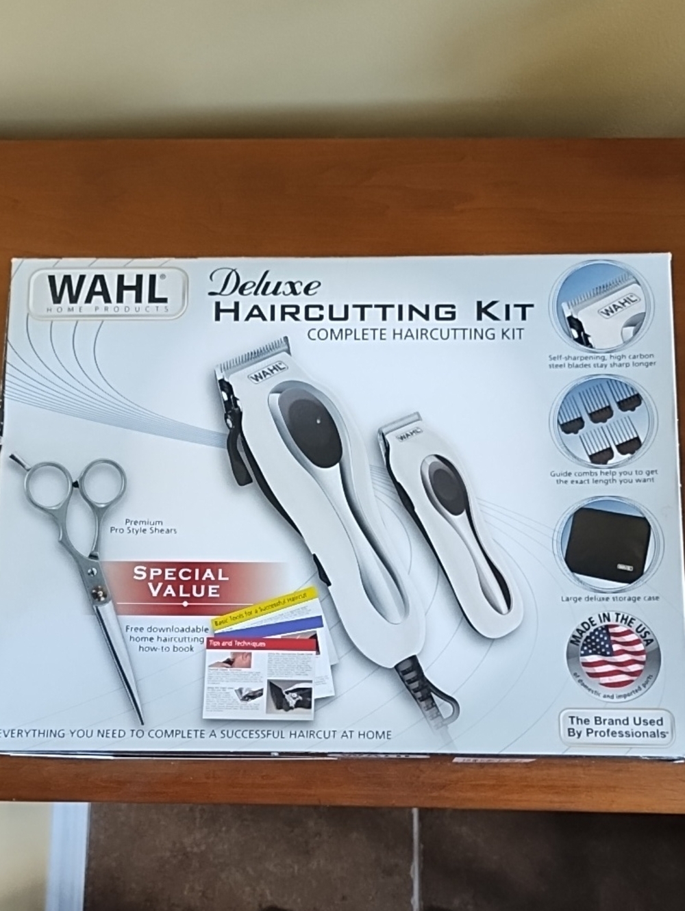 Wahl Deluxe Haircutting Kit Clipper Set Trimmer Shears Open Box
